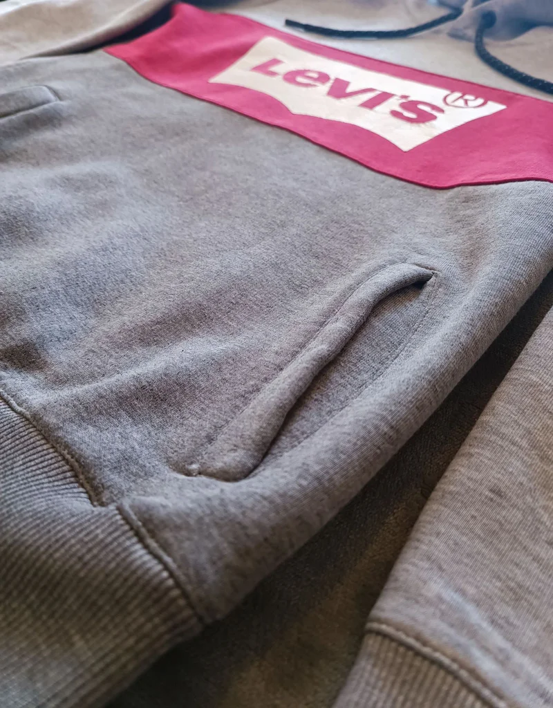Levi's hoodie pullover size L in very good condition with a gradient color from gray to red – photo 3